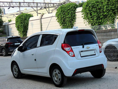 Chevrolet Spark LS 2015 White