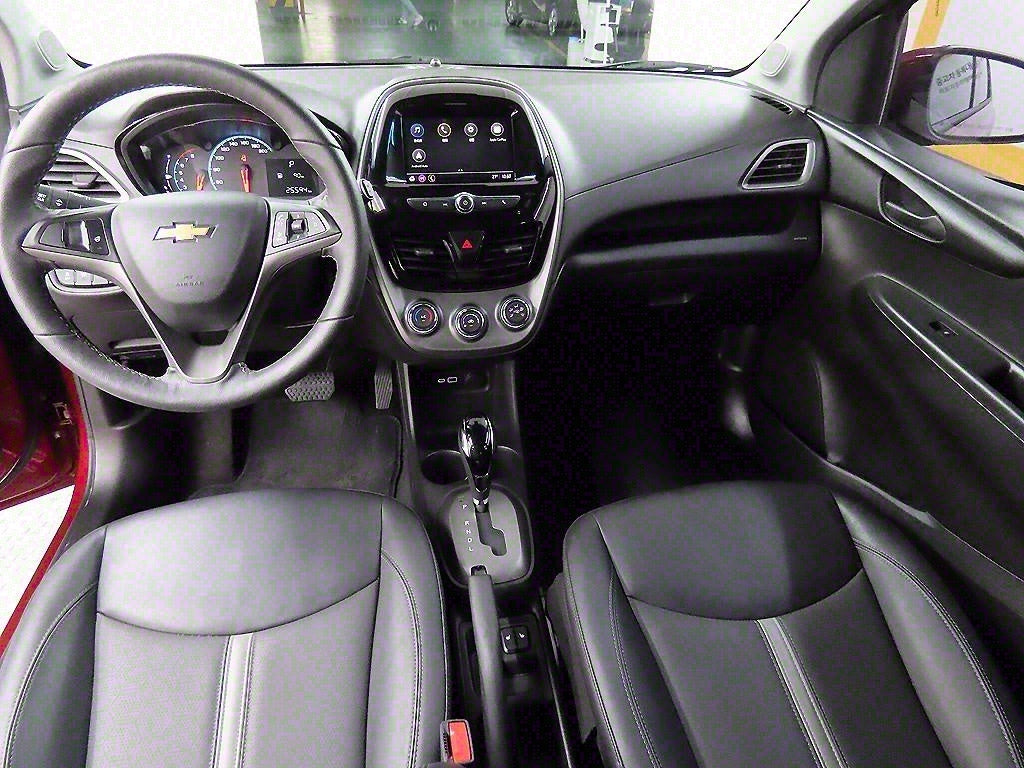 Chevrolet Spark LT 2022 Red