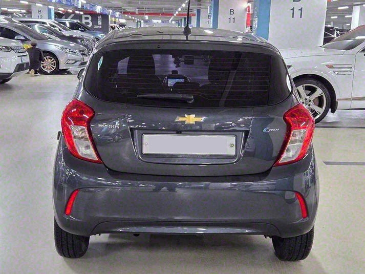 Chevrolet Spark LS 2017 Grey